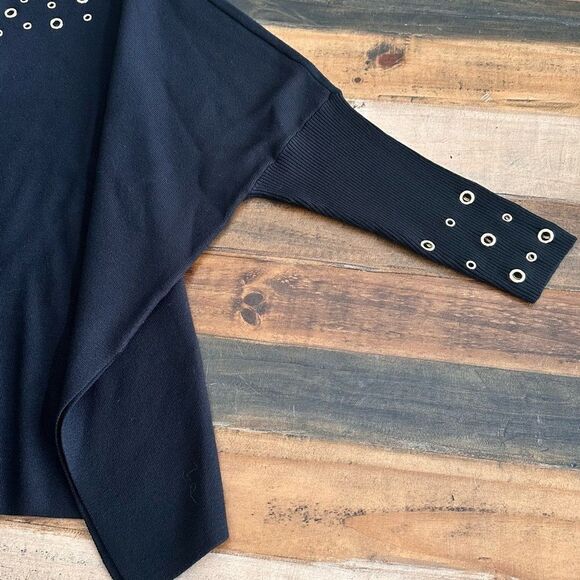 Chico’s Size 1 Grommet Detail Sweater Poncho - Picture 6 of 9